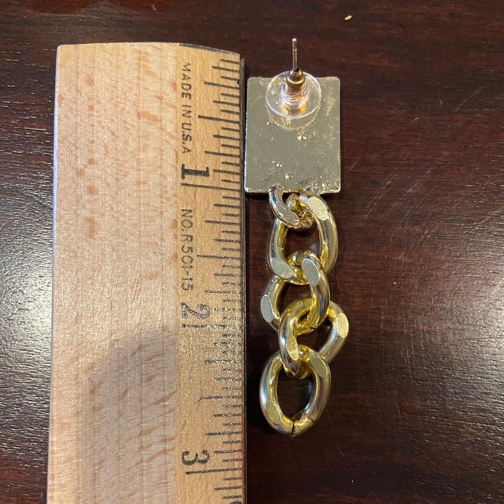 Black and gold chain earrings - Picture 2 of 2